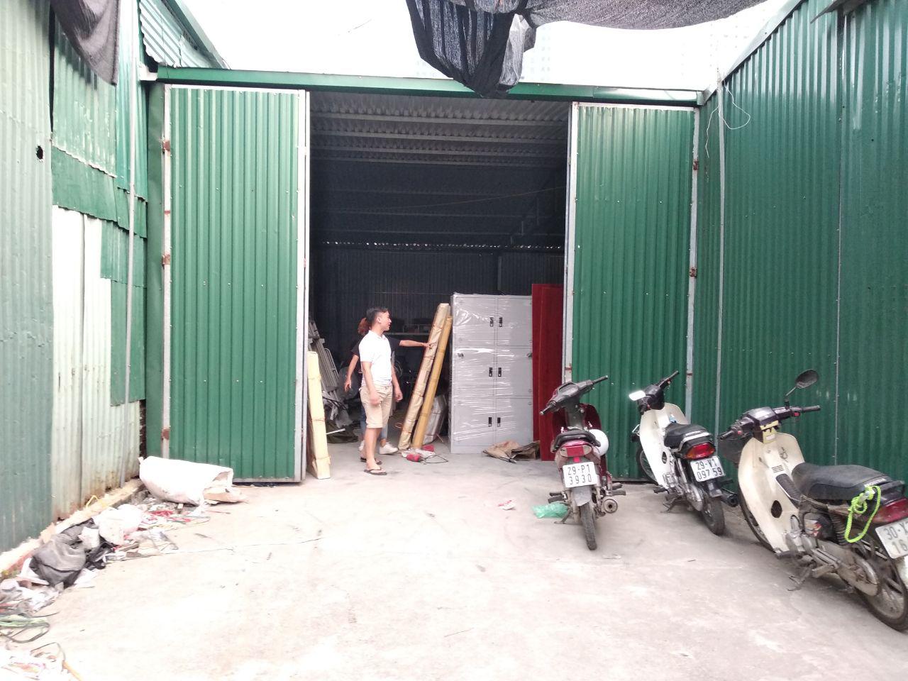 Khu vực kho hàng tại số Số 19 – Nhà Vườn 2 – Tổng Cục V – Yên Xá, Thanh Trì, Hà Nội